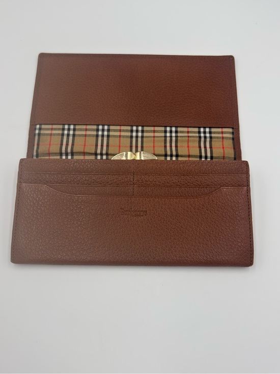 Burberry Handbags - Burberrys Vintage Kisslock Brown Embossed Leather Logo Panel Nova Check Interior